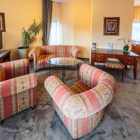 Hotel Fenix Jelenia Góra Eksteriør billede