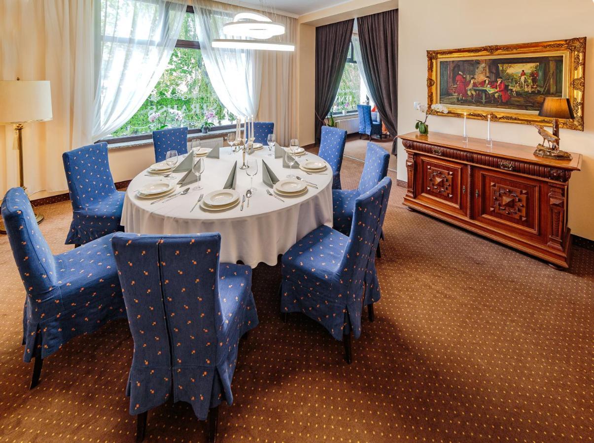 Hotel Fenix Jelenia Góra Eksteriør billede