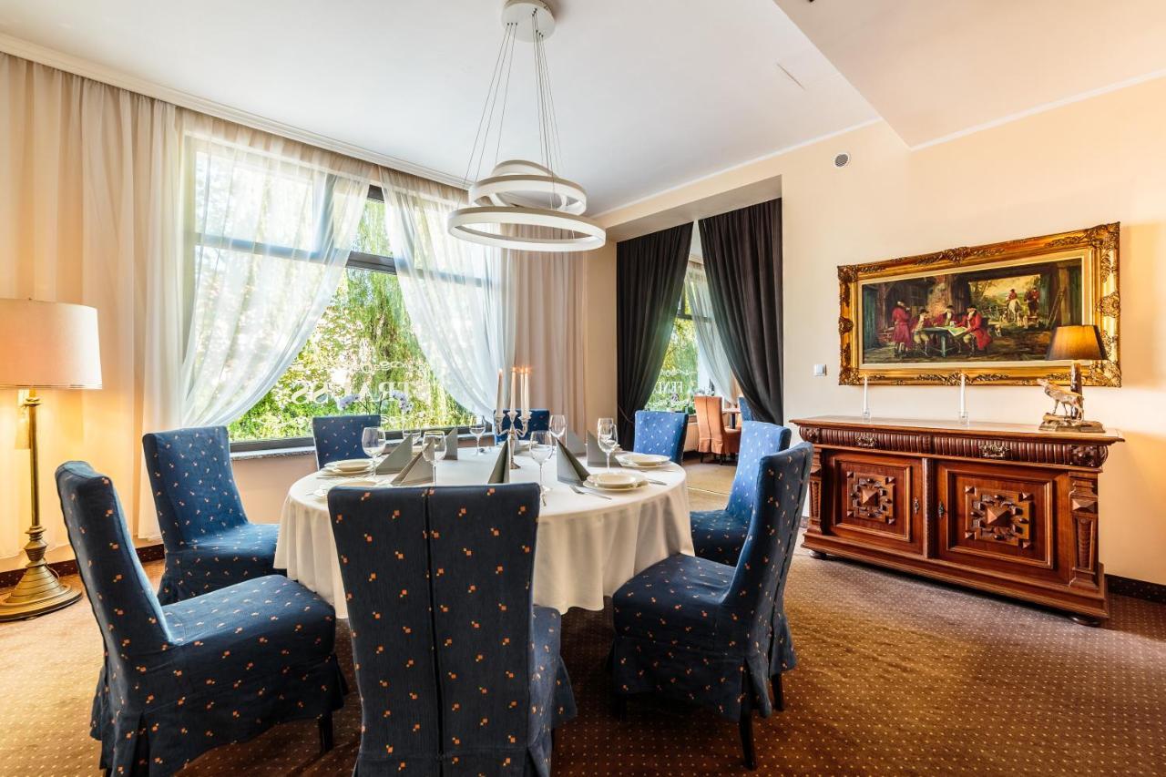 Hotel Fenix Jelenia Góra Eksteriør billede