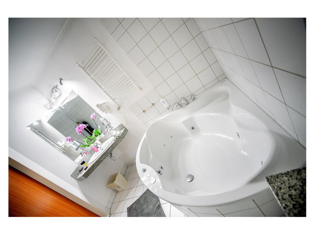 Hotel Fenix Jelenia Góra Værelse billede