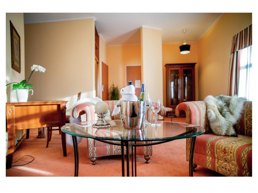 Hotel Fenix Jelenia Góra Værelse billede