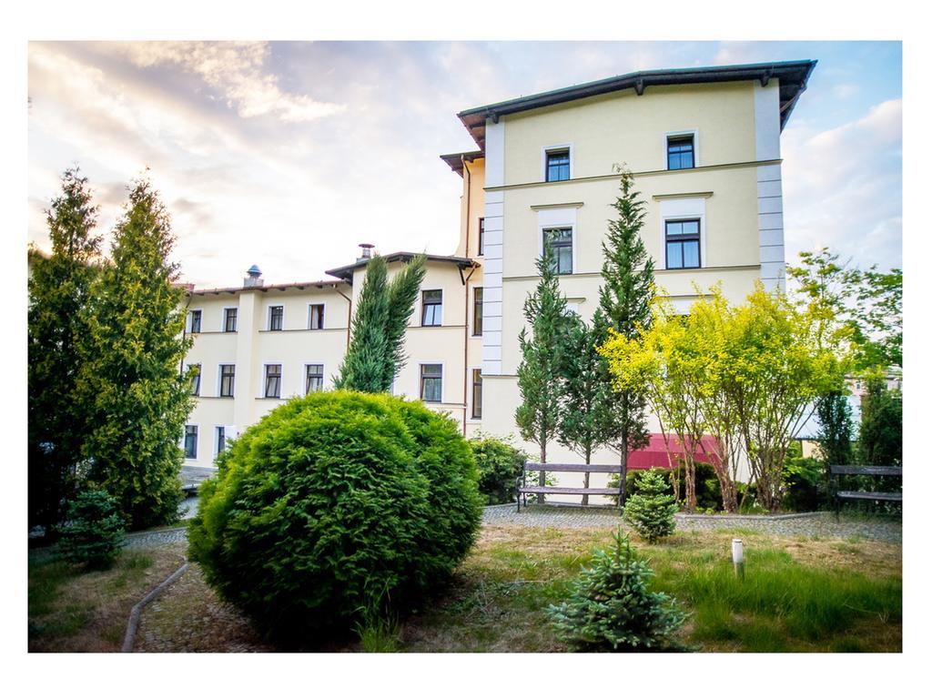 Hotel Fenix Jelenia Góra Eksteriør billede