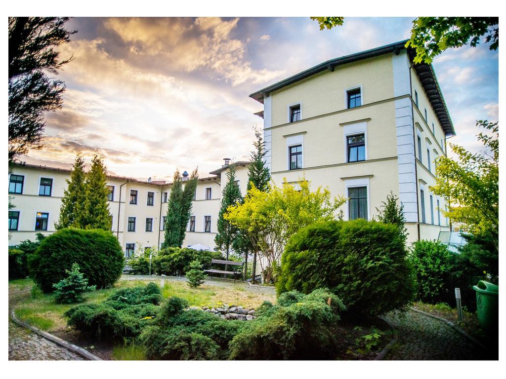 Hotel Fenix Jelenia Góra Eksteriør billede